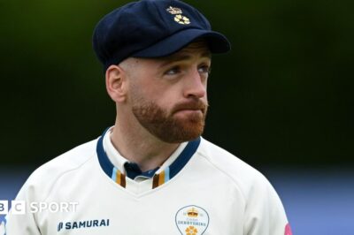 David Lloyd: Derbyshire batter stands down as captain to focus on own form